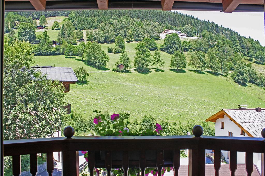 Zimmervermietung Babsy Zell am See Habitación foto